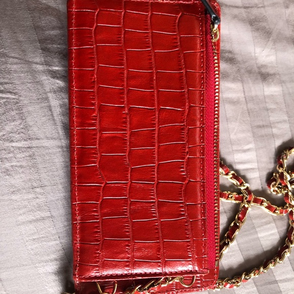 Red Alligator Chanel Wallet/Phone Purse - Picture 7 of 9